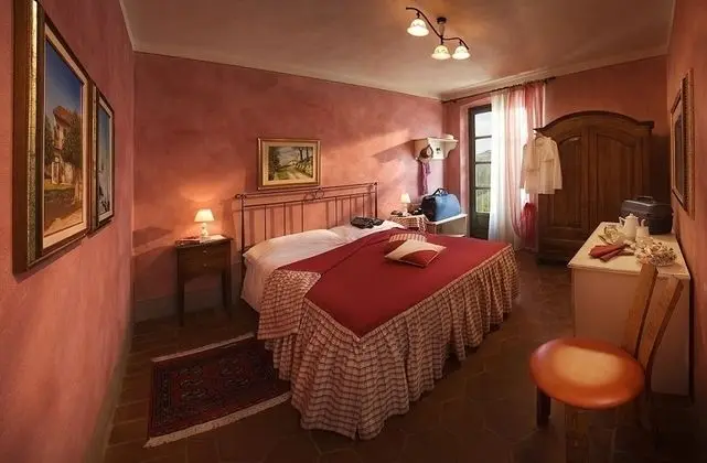 Standard Tek Büyük Yataklı Oda, Üzüm Asması Manzaralı