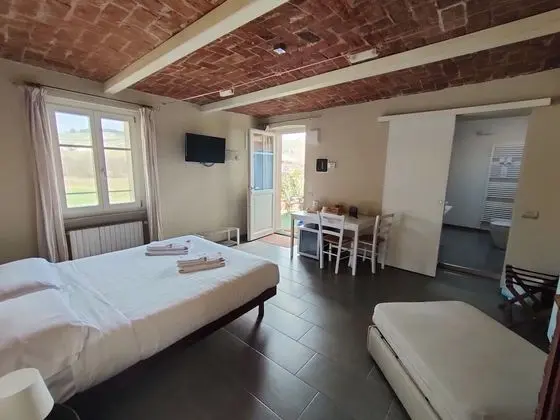 Superior Üç Kişilik Oda, Tepe Manzaralı