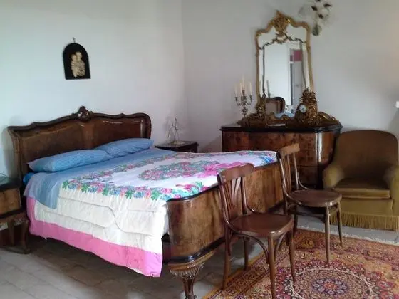 Tek Büyük Yataklı Oda