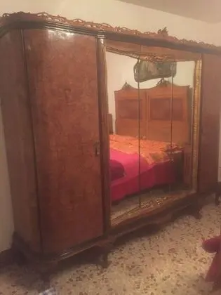 Tek Büyük Yataklı Oda