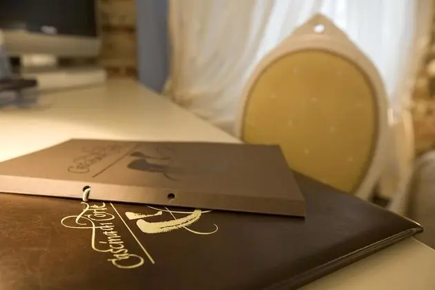 Büyük Yataklı Tek Kişilik Oda