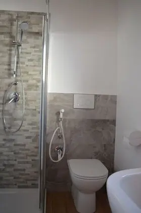 Traditional Tek Büyük veya İki Ayrı Yataklı Oda