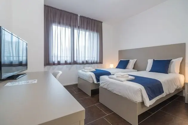 Comfort Tek Büyük veya İki Ayrı Yataklı Oda, Engellilere Uygun