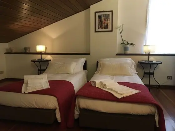 Süit, Bağlantılı Odalar
