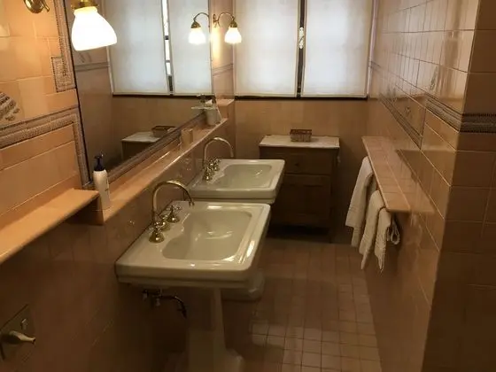 Tek Büyük veya İki Ayrı Yataklı Oda