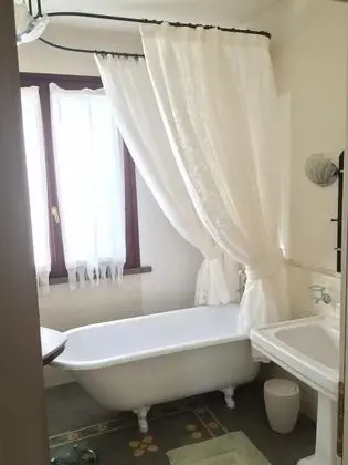 Oda, 2 Yatak Odası, Bağlantılı Odalar