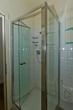 Oda, 2 Yatak Odası, Bağlantılı Odalar