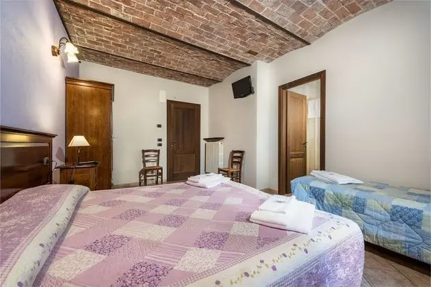 Standard Tek Büyük Yataklı Oda