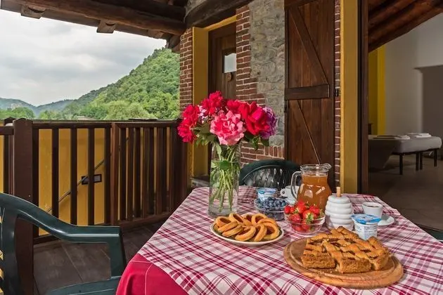 Superior Tek Büyük Yataklı Oda, Teras, Dağ Manzaralı