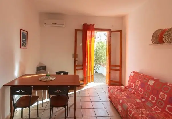 Apart Daire, 2 Yatak Odası (Trilo 4)