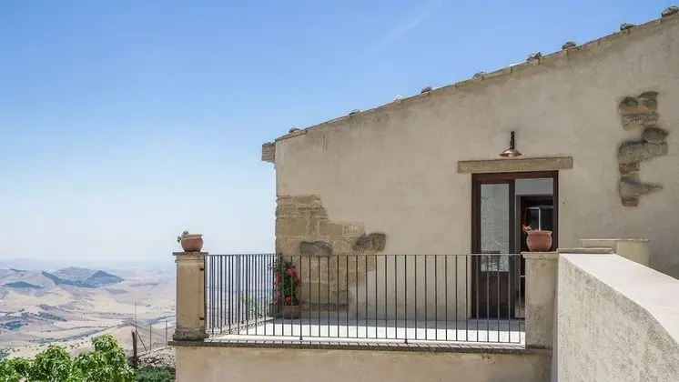 Family Apart Daire, Birden Çok Yatak (Sellerio)