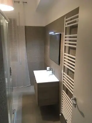 Comfort Tek Büyük Yataklı Oda, 1 Büyük (Queen) Boy Yatak, Ortak Banyo