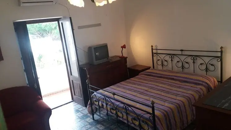 Basic Tek Büyük Yataklı Oda