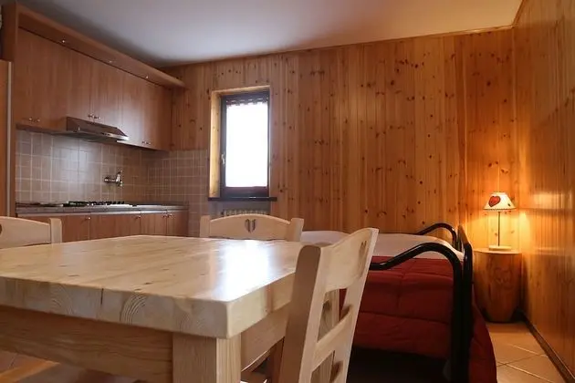 Standard Stüdyo (3 people)