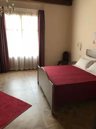 Dört Kişilik Oda, Küçük Mutfak