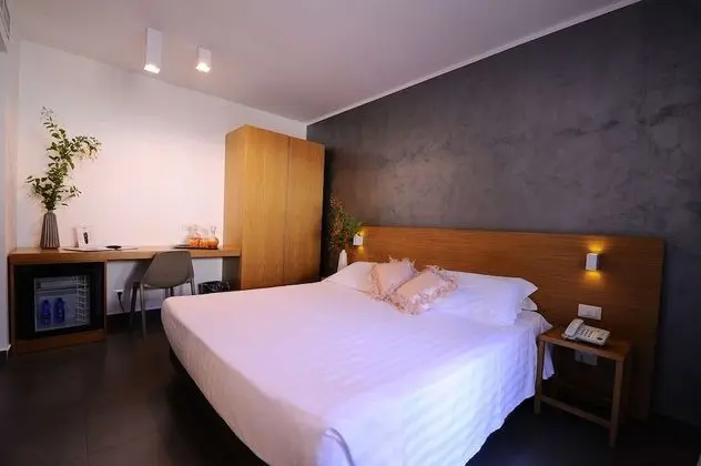 Superior Oda, 1 Büyük (Queen) Boy Yatak, Sigara İçilmez (Converts to 2 Twin Beds)