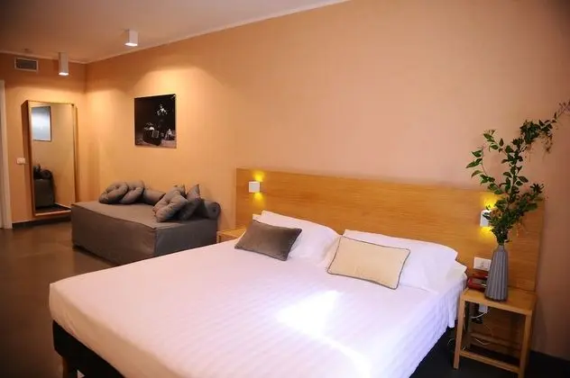 Superior Oda, 1 Büyük (Queen) Boy Yatak, Sigara İçilmez (Converts to 2 Twin Beds)