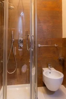 Superior Tek Büyük Yataklı Oda, 1 Büyük (Queen) Boy Yatak, Sigara İçilmez, Bahçe Manzaralı