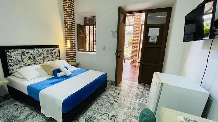 Standard Tek Büyük Yataklı Oda