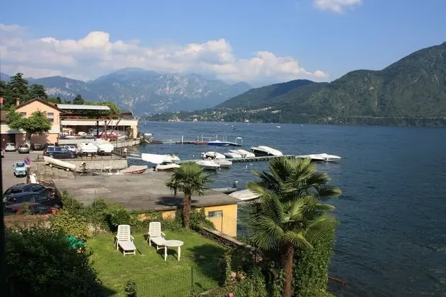 Family Apart Daire, 1 Çift Kişilik Yatak ve Çekyat, Bahçeli (Casetta al Lago)