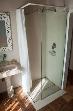 Classic Üç Kişilik Oda