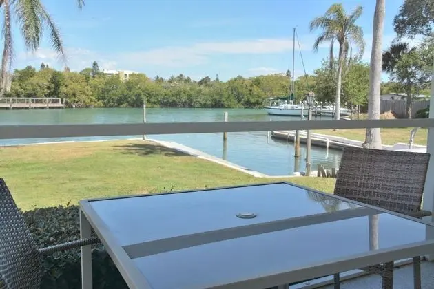 One Bedroom Bayview