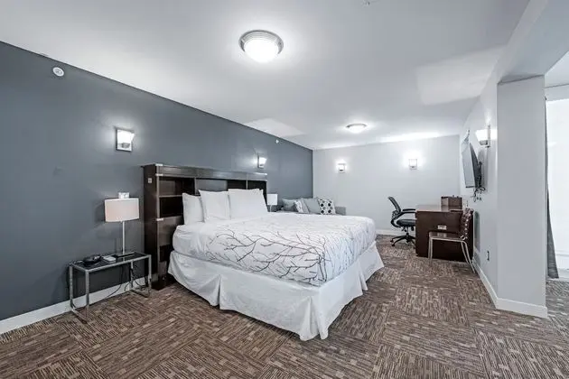 King Suite