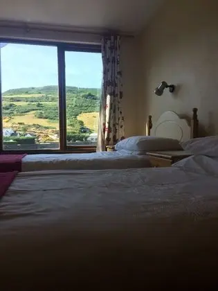 Basic Tek Büyük veya İki Ayrı Yataklı Oda, 2 Tek Kişilik Yatak, Sigara İçilmez