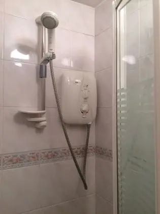 Basic Tek Büyük veya İki Ayrı Yataklı Oda, 2 Tek Kişilik Yatak, Sigara İçilmez