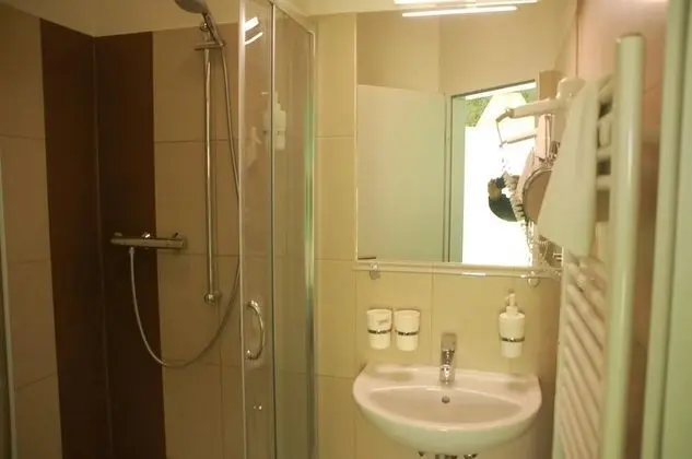 Tek Büyük Yataklı Oda, Özel Banyo