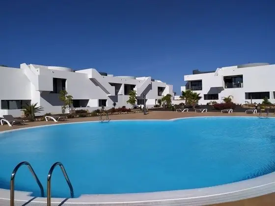 Apart Daire, Banyolu/Duşlu, Havuz Manzaralı