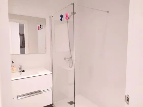 Apart Daire, Banyolu/Duşlu, Havuz Manzaralı