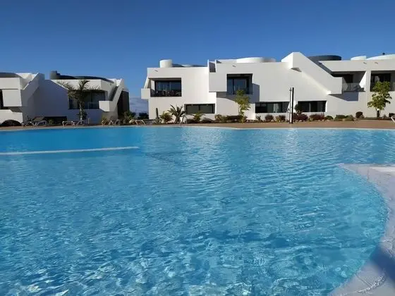 Apart Daire, Banyolu/Duşlu, Havuz Manzaralı