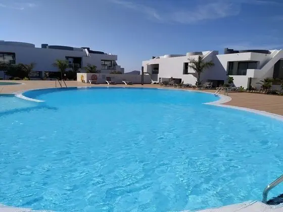 Apart Daire, Banyolu/Duşlu, Havuz Manzaralı
