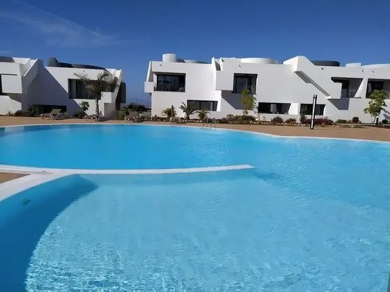 Apart Daire, Banyolu/Duşlu, Havuz Manzaralı