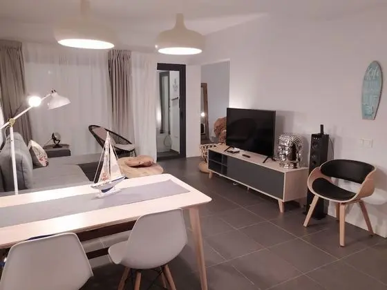 Apart Daire, Banyolu/Duşlu, Havuz Manzaralı