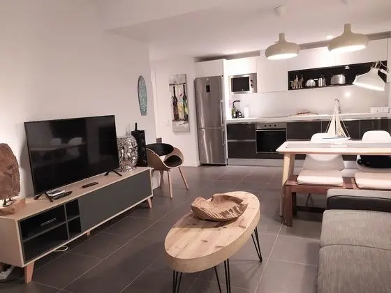 Apart Daire, Banyolu/Duşlu, Havuz Manzaralı