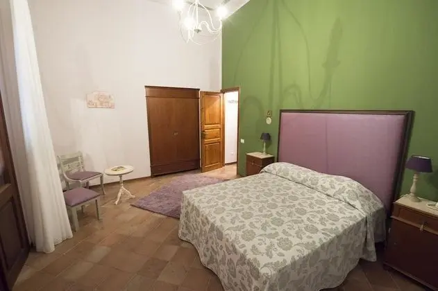 Classic Tek Büyük Yataklı Oda