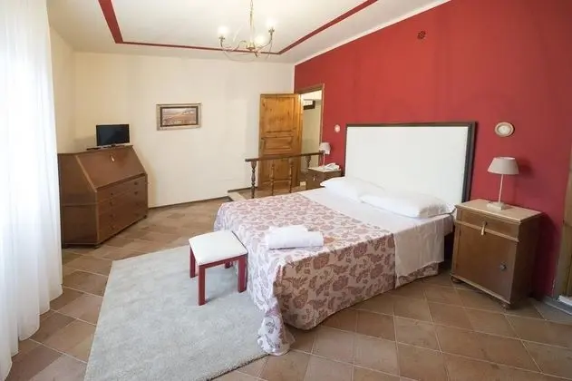 Classic Tek Büyük Yataklı Oda