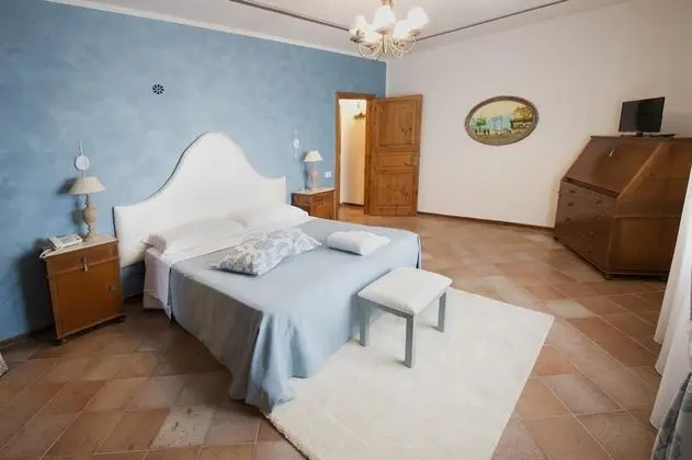 Classic Tek Büyük Yataklı Oda