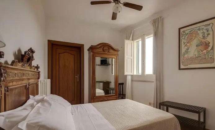 Tek Büyük Yataklı Oda (Salmone)