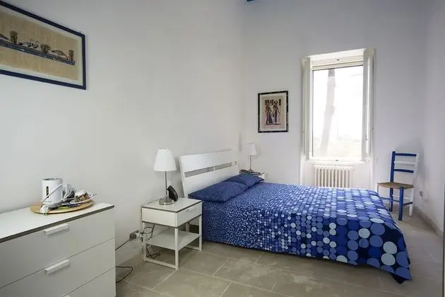 Tek Büyük Yataklı Oda, 1 Büyük (Queen) Boy Yatak, Ortak Banyo, Bahçe Manzaralı