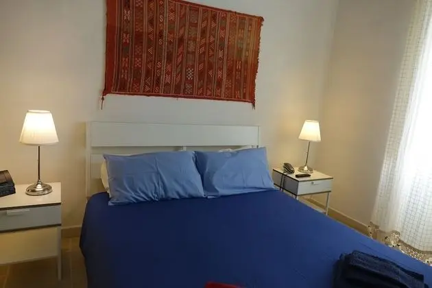 Tek Büyük Yataklı Oda, 1 Büyük (Queen) Boy Yatak, Ortak Banyo, Bahçe Manzaralı