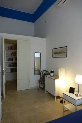 Tek Büyük Yataklı Oda, 1 Büyük (Queen) Boy Yatak, Ortak Banyo, Bahçe Manzaralı
