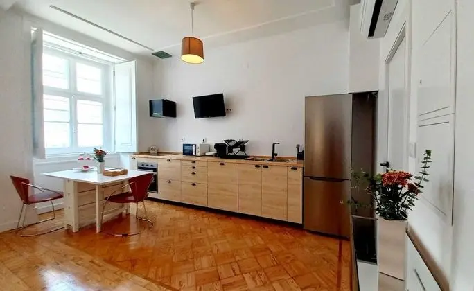 Deluxe Stüdyo Süit