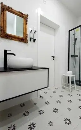Deluxe Stüdyo Süit