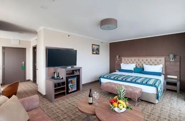Deluxe Tek Büyük Yataklı Oda, Balkon