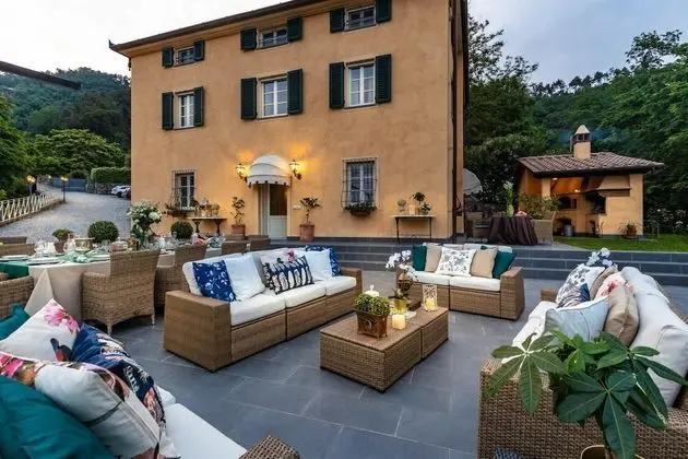 Villa