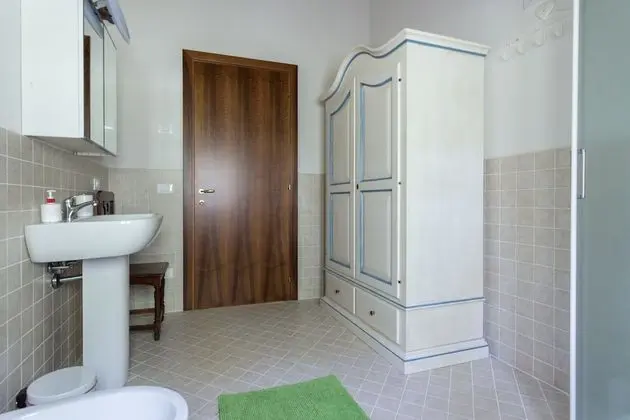 Comfort Tek Büyük veya İki Ayrı Yataklı Oda, Ortak Banyo (external Camera 1)