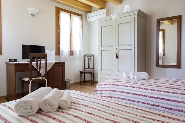 Comfort Tek Büyük Yataklı Oda, Kişiye Özel Havuzlu (external Camera 2)